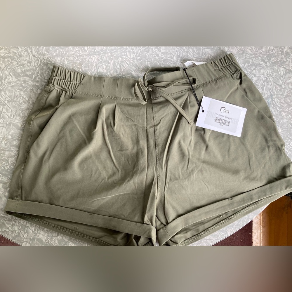 NWT Zyia Olive Summer Shorts